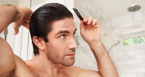 Những mẹo chăm sóc tóc cho nam giới bạn nên biết 2 Không nên chải tóc quá nhiều