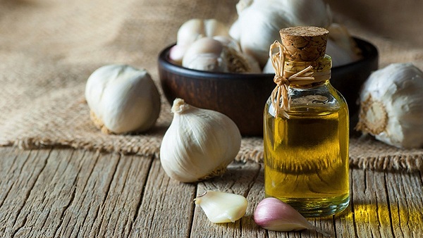 Kích thích mọc tóc bằng tỏi có hiệu quả không? 1 Tỏi đã xuất hiện rất lâu trước đây trong lĩnh vực chăm sóc sức khỏe