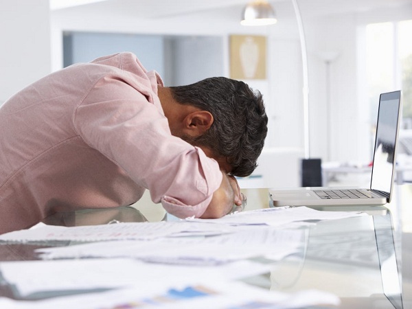 Rụng tóc ở đỉnh đầu nam giới - Nguyên nhân và hướng khắc phục (Phần 2) 1 Stress ảnh hưởng rất nhiều tới tình trạng rụng tóc ở nam giới
