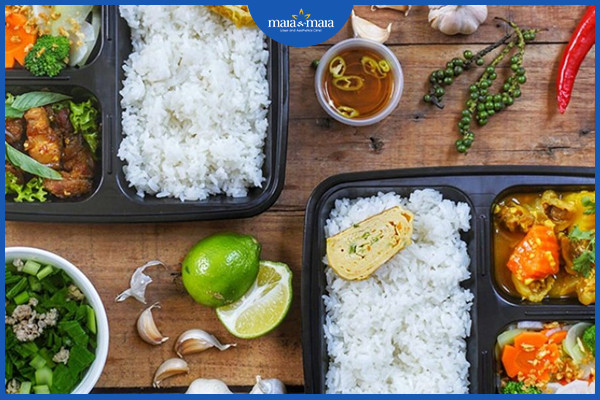 Một chế độ ăn hợp lý sẽ giúp cải thiện sức khỏe làn da