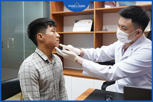 4 Sai lầm trong chăm sóc da mụn mà bạn có thể đang mắc phải 4 Sử dụng các sản phẩm không đúng cũng là một yếu tố làm bùng mụn trứng cá
