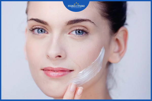 Tìm hiểu về những thành phần phổ biến trong các sản phẩm chăm sóc da 3 Hydroquinone là thành phần chăm sóc da tiềm ẩn nhiều tác dụng phụ