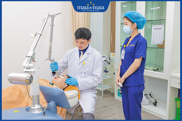 trị mụn ẩn công nghệ cao