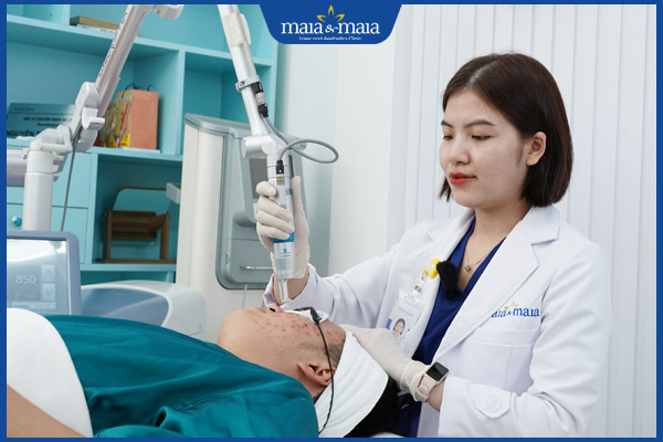 công nghệ maia trị mụn