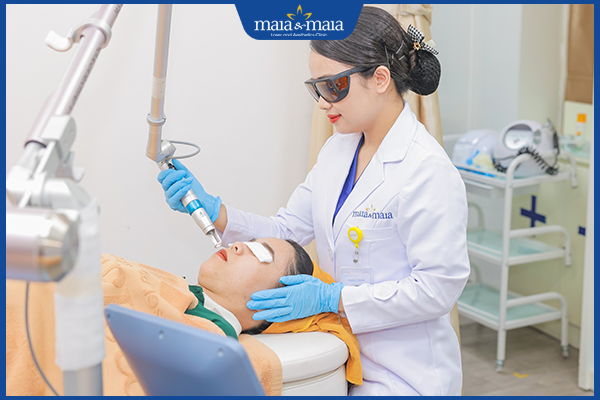 điều trị mụn nước môi