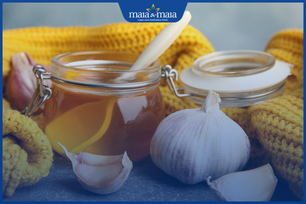 tỏi và mật ong trị mụn bọc