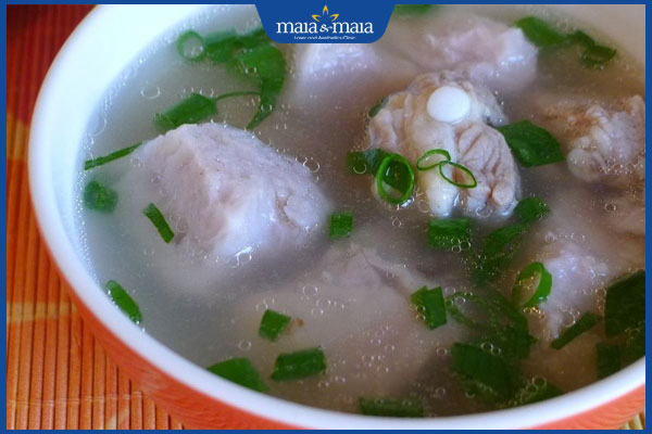 nấu canh khoai môn