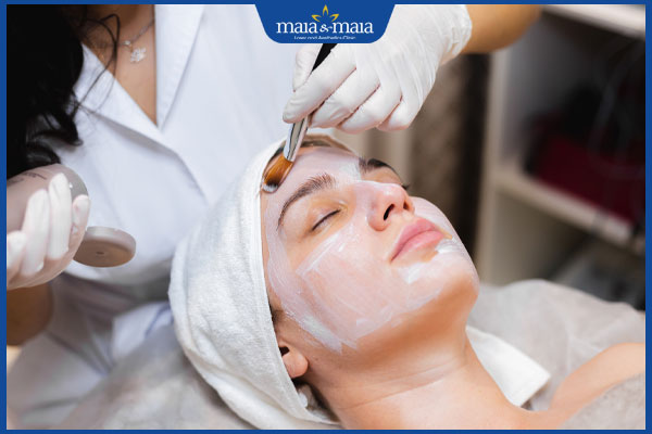thực hiện lột da trị nám